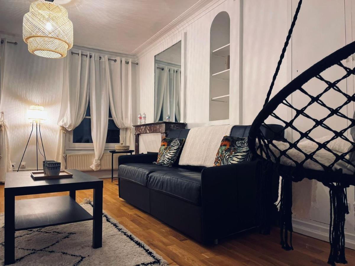 Chic Apartment On The Famous Shopping Rue Du Faubourg Saint-Honore Street Париж Екстериор снимка