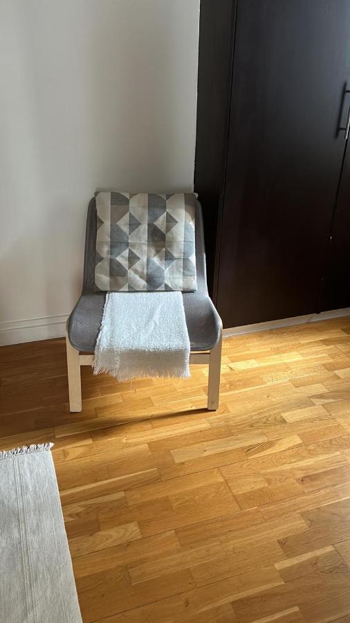 Chic Apartment On The Famous Shopping Rue Du Faubourg Saint-Honore Street Париж Екстериор снимка